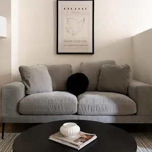 Apartment Maison Place Jacques-cartier By Luxury In Transit, Montreal