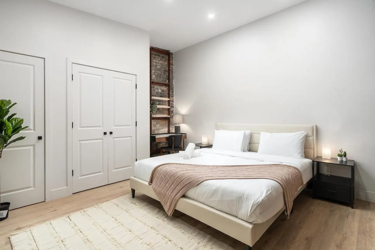 Hotel Young- Griffintown Montreal Apartment