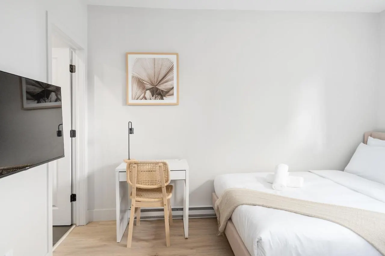 Hotel Young- Griffintown Montreal Apartment