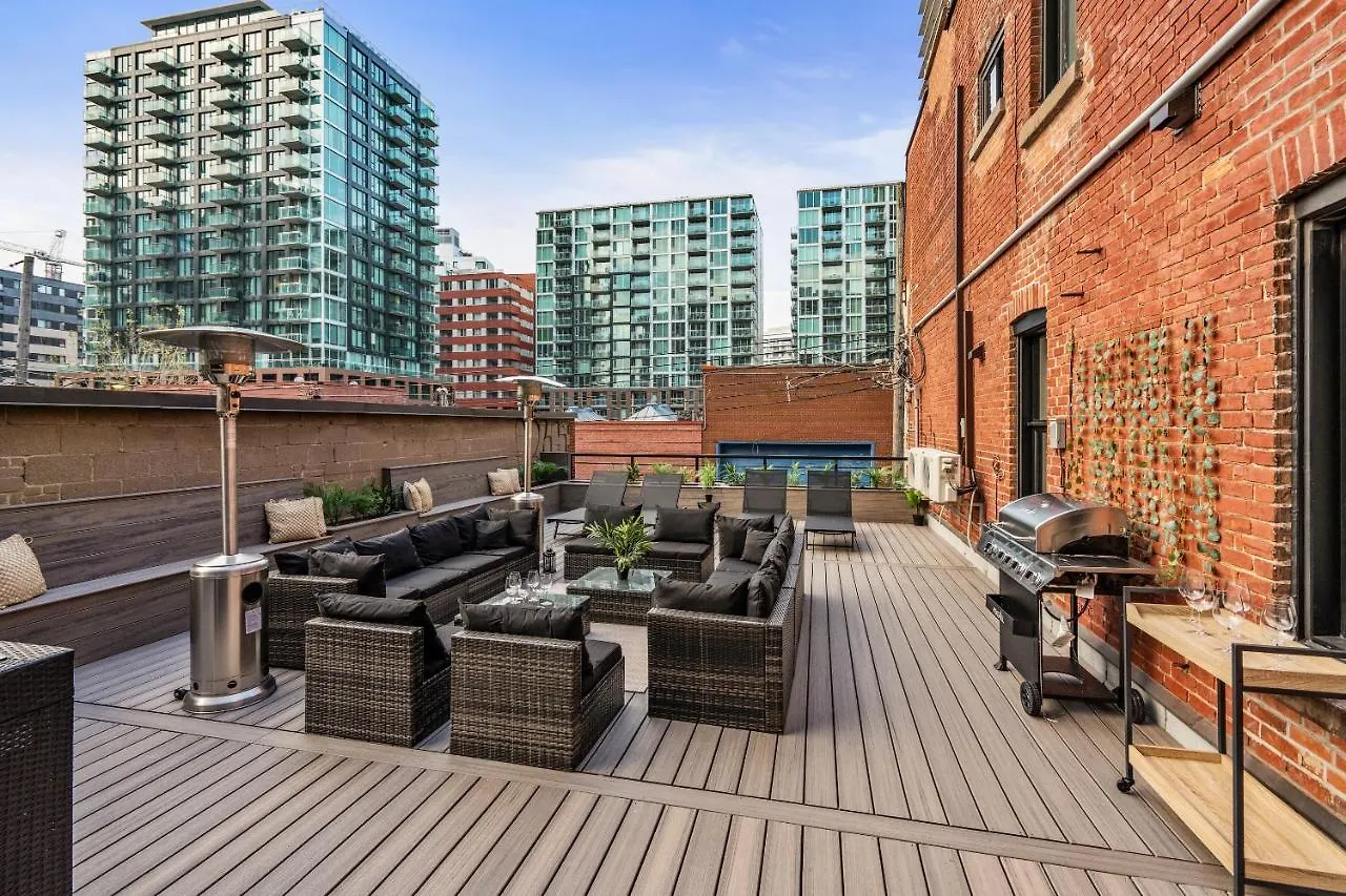 Hotel Young- Griffintown Montreal
