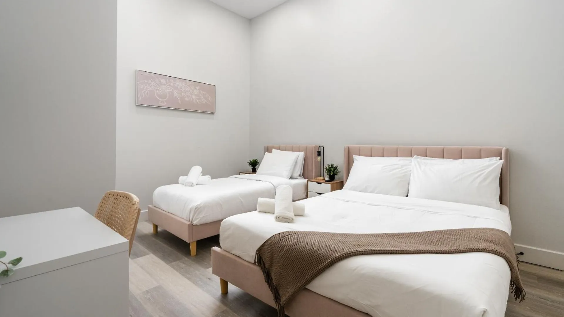 Hotel Young- Griffintown Montreal Canada