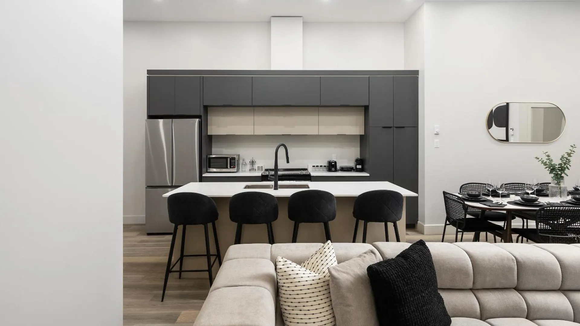 Hotel Young- Griffintown Montreal Canada
